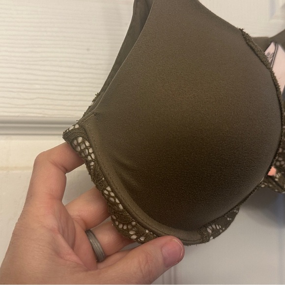 Victoria's Secret Body By Victoria Perfect Shape Padded Push Up Bra Size 34B - Picture 8 of 12